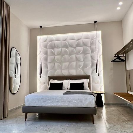 Elegant Rooms ลาสเปเซีย ภายนอก รูปภาพ