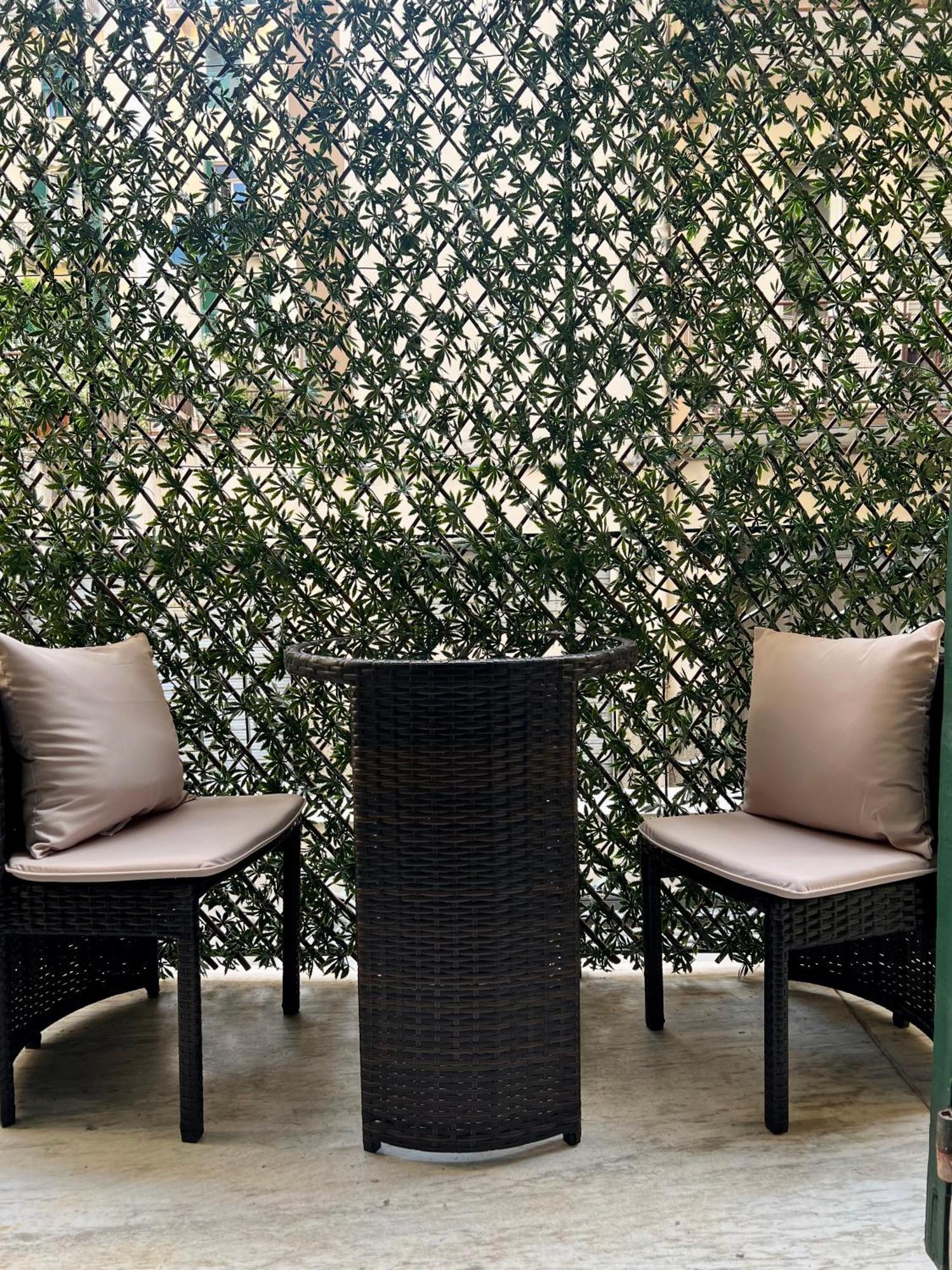Elegant Rooms ลาสเปเซีย ภายนอก รูปภาพ