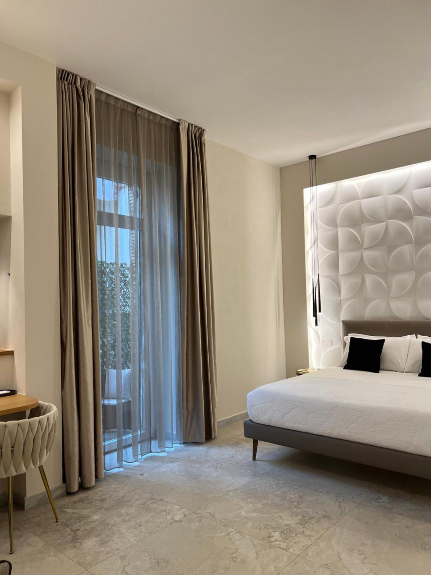 Elegant Rooms ลาสเปเซีย ภายนอก รูปภาพ