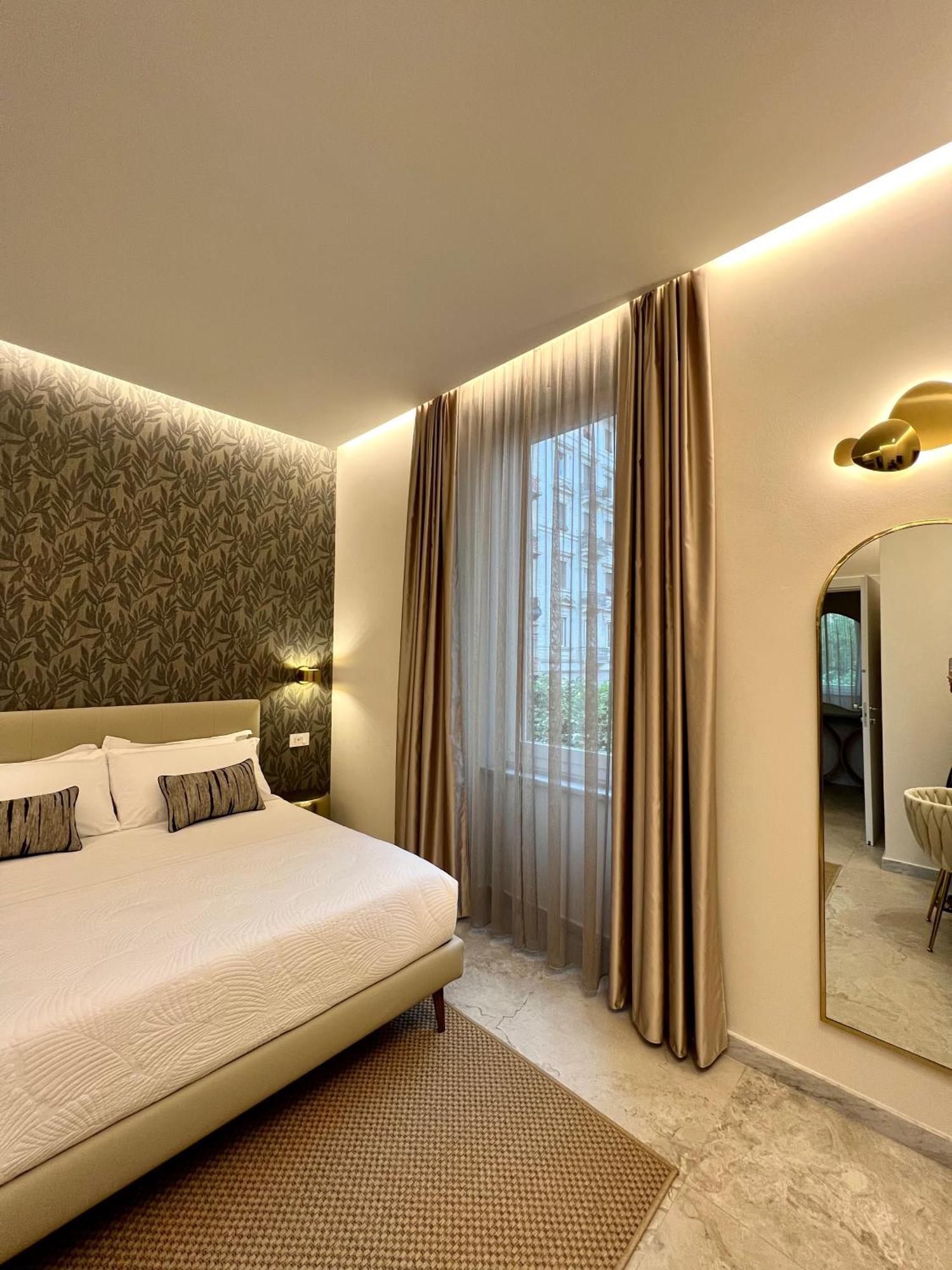 Elegant Rooms ลาสเปเซีย ภายนอก รูปภาพ