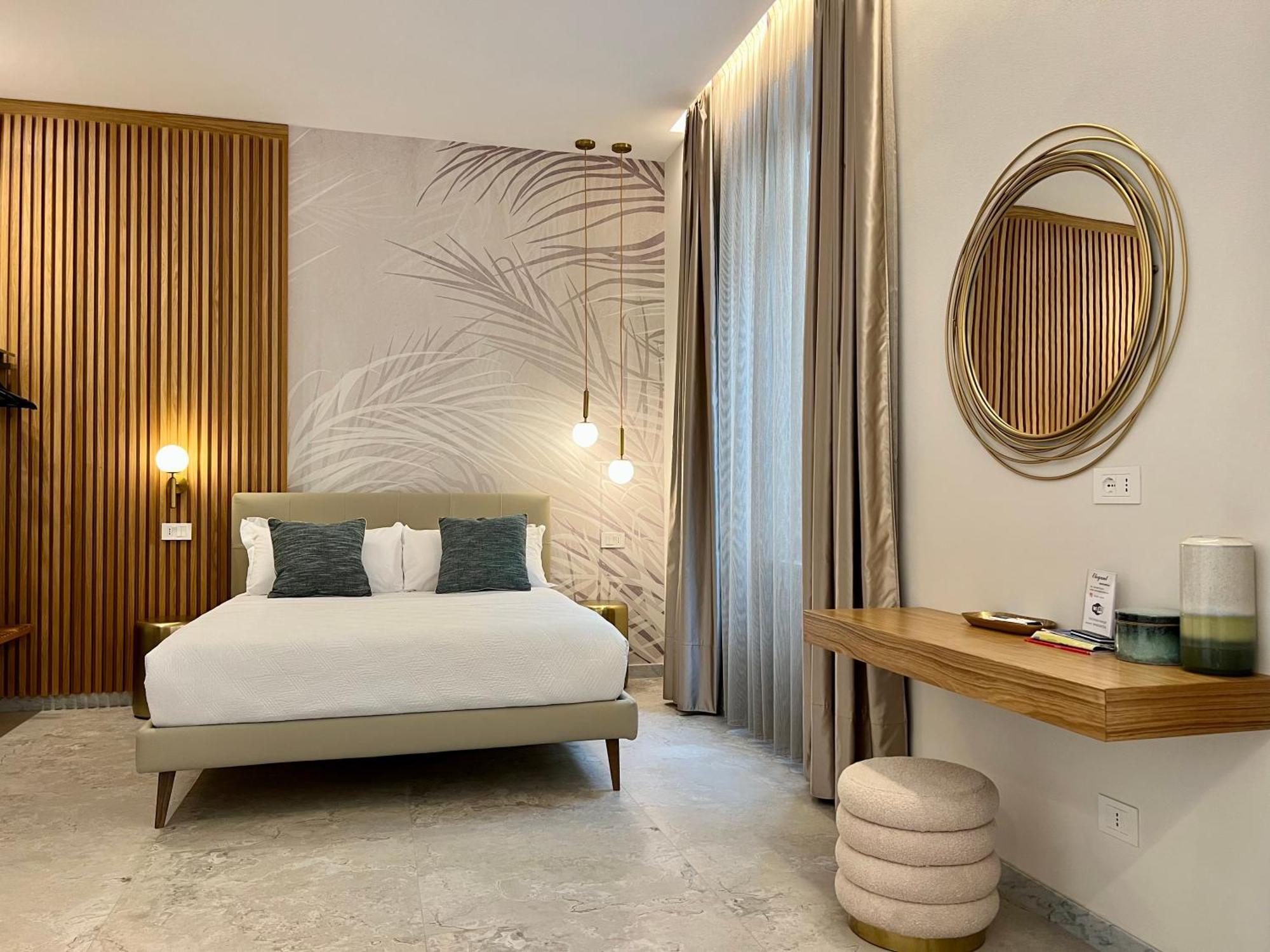 Elegant Rooms ลาสเปเซีย ภายนอก รูปภาพ