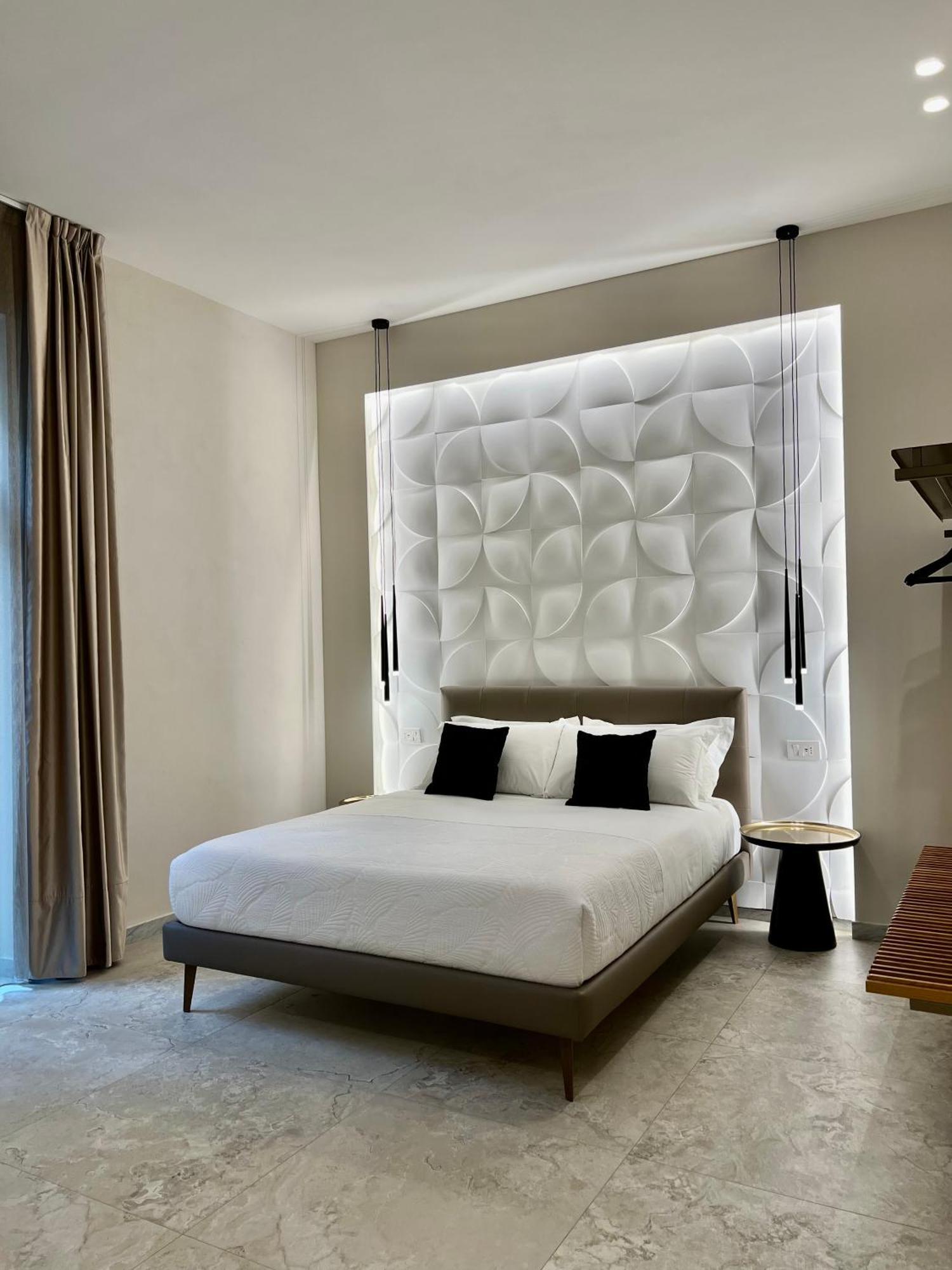 Elegant Rooms ลาสเปเซีย ภายนอก รูปภาพ