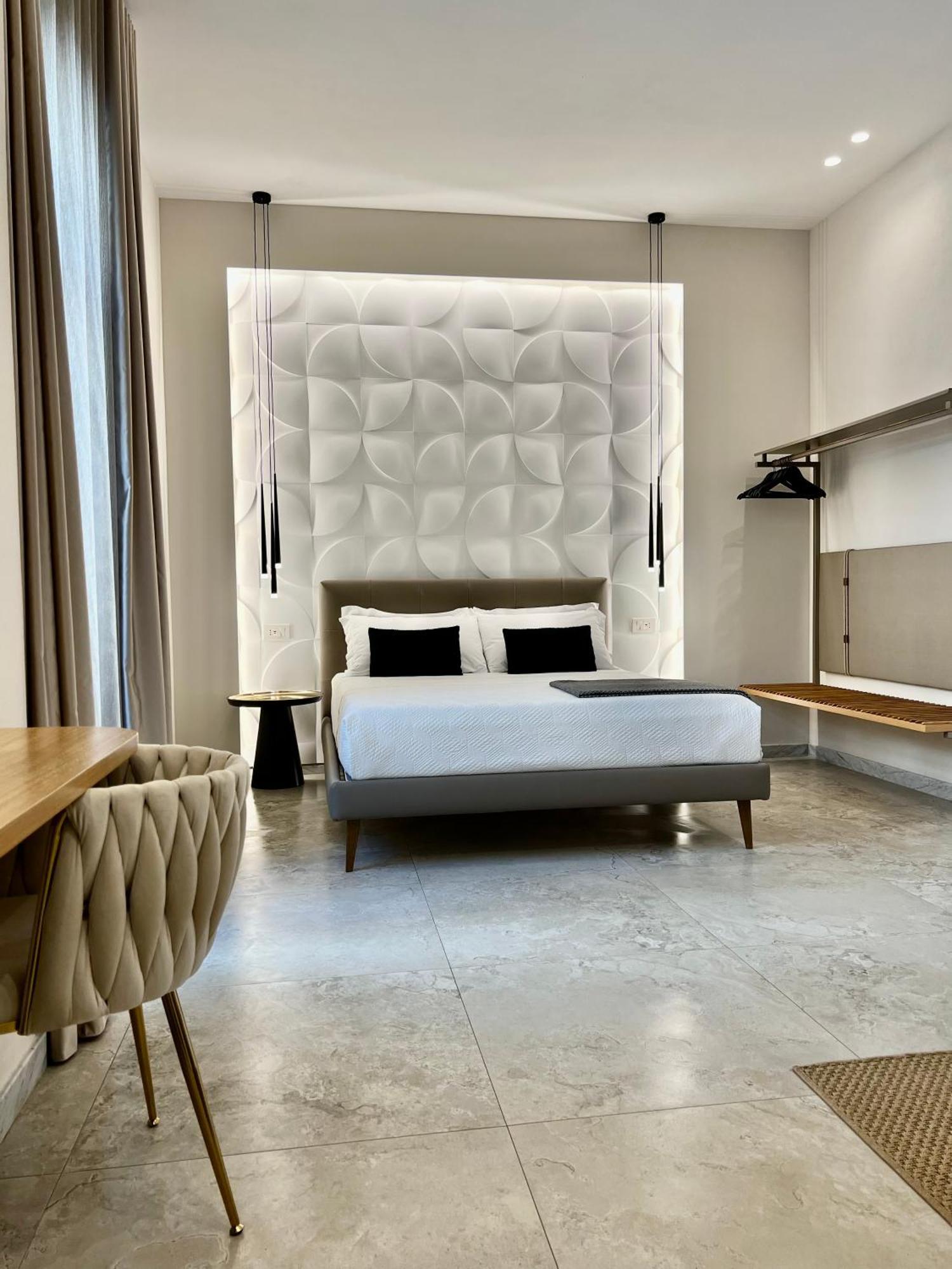 Elegant Rooms ลาสเปเซีย ภายนอก รูปภาพ
